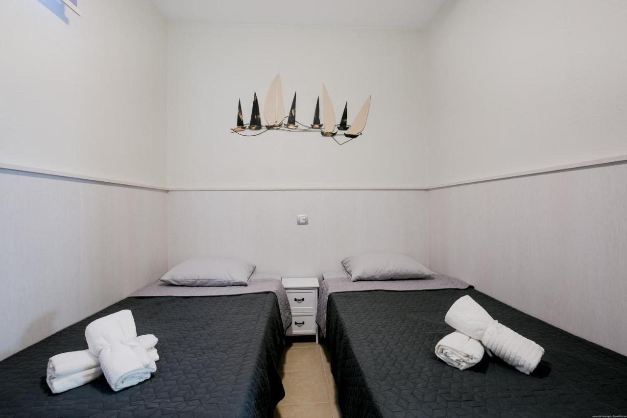 Apartament Piteras *